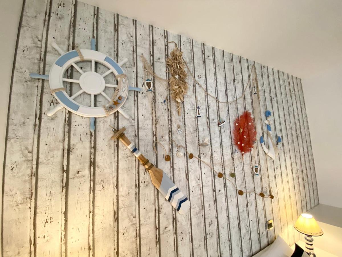 Wood Luxury House Apartamento Pescara Exterior foto