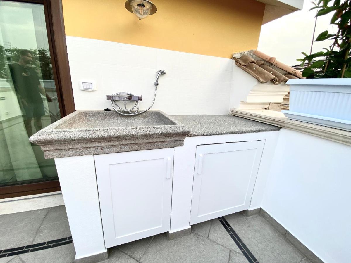 Wood Luxury House Apartamento Pescara Exterior foto