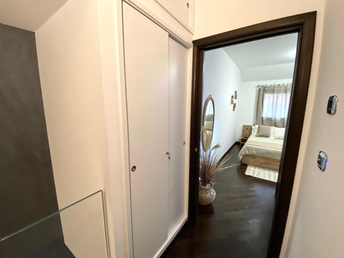 Wood Luxury House Apartamento Pescara Exterior foto
