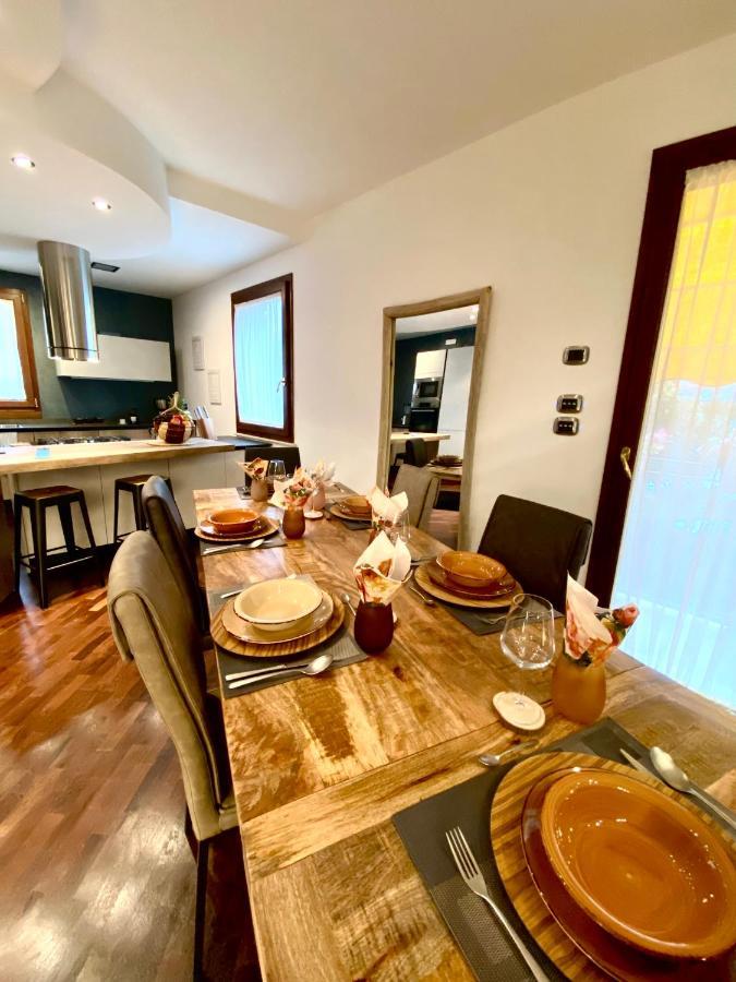 Wood Luxury House Apartamento Pescara Exterior foto