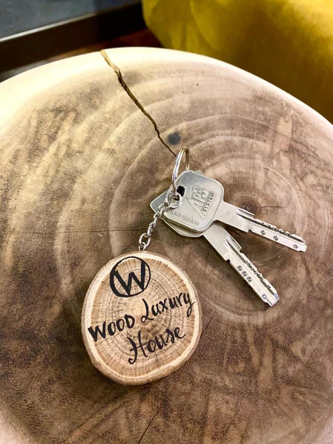 Wood Luxury House Apartamento Pescara Exterior foto